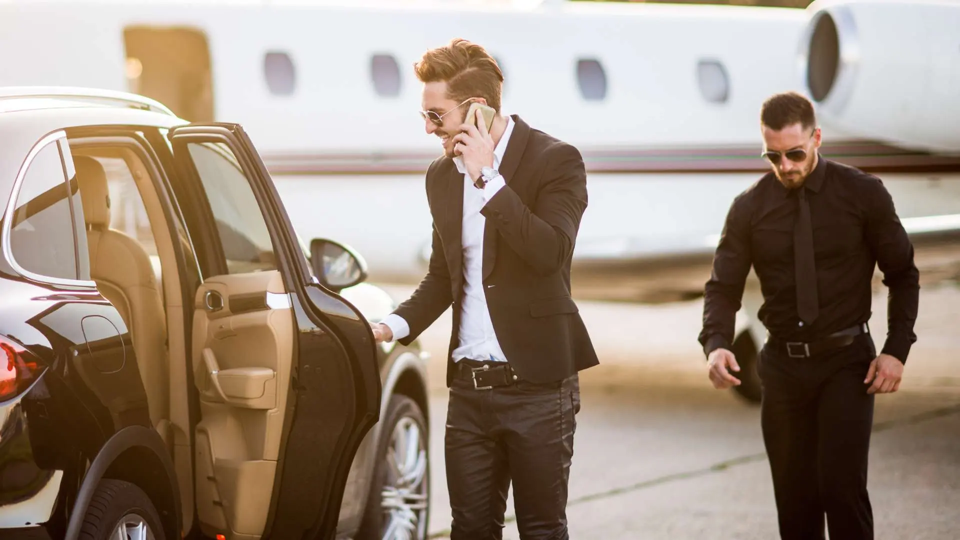 Luxury Transport Taxi Service