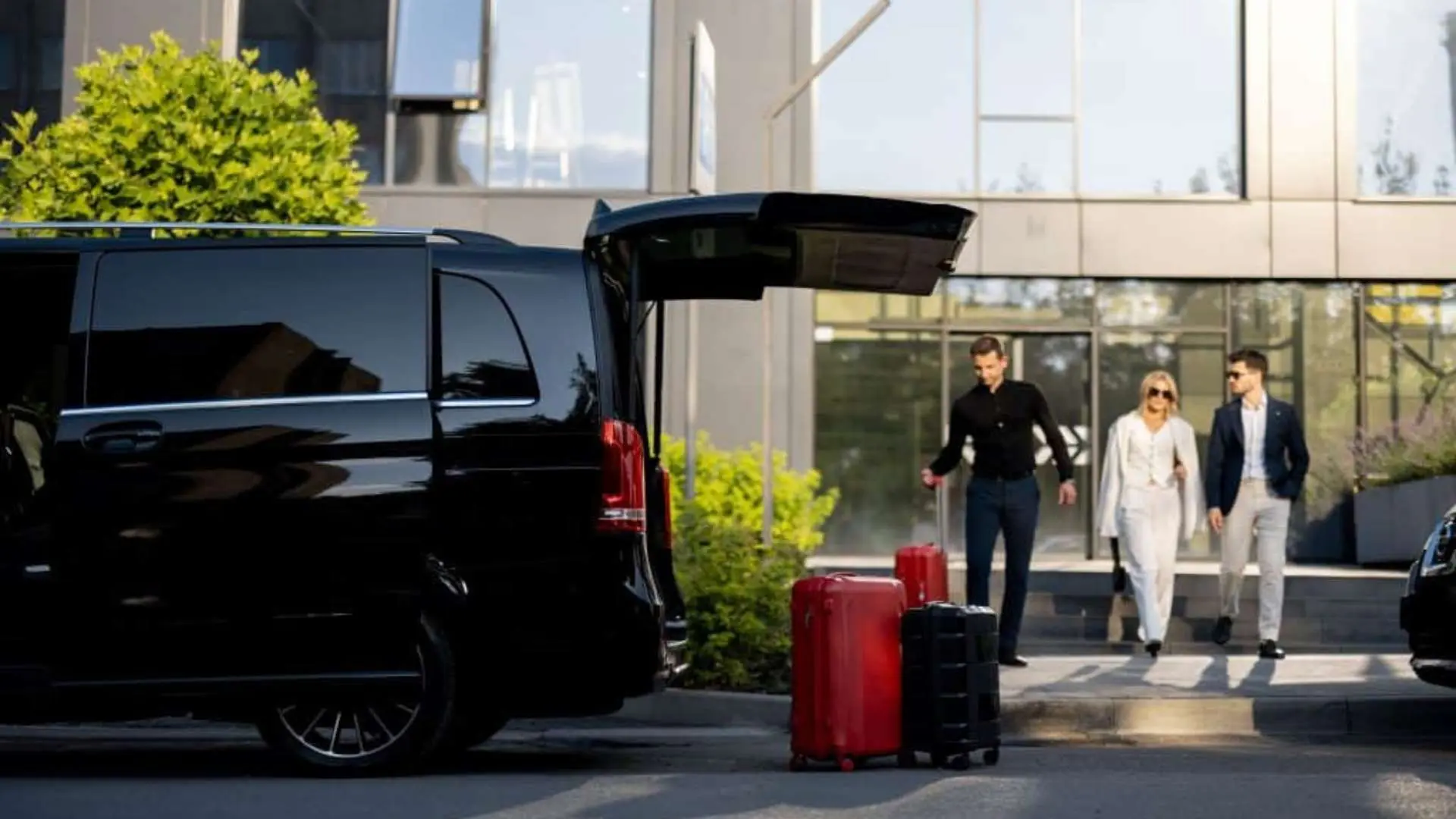 F&S Travel | Luxury 1–72 Seater Transport Service