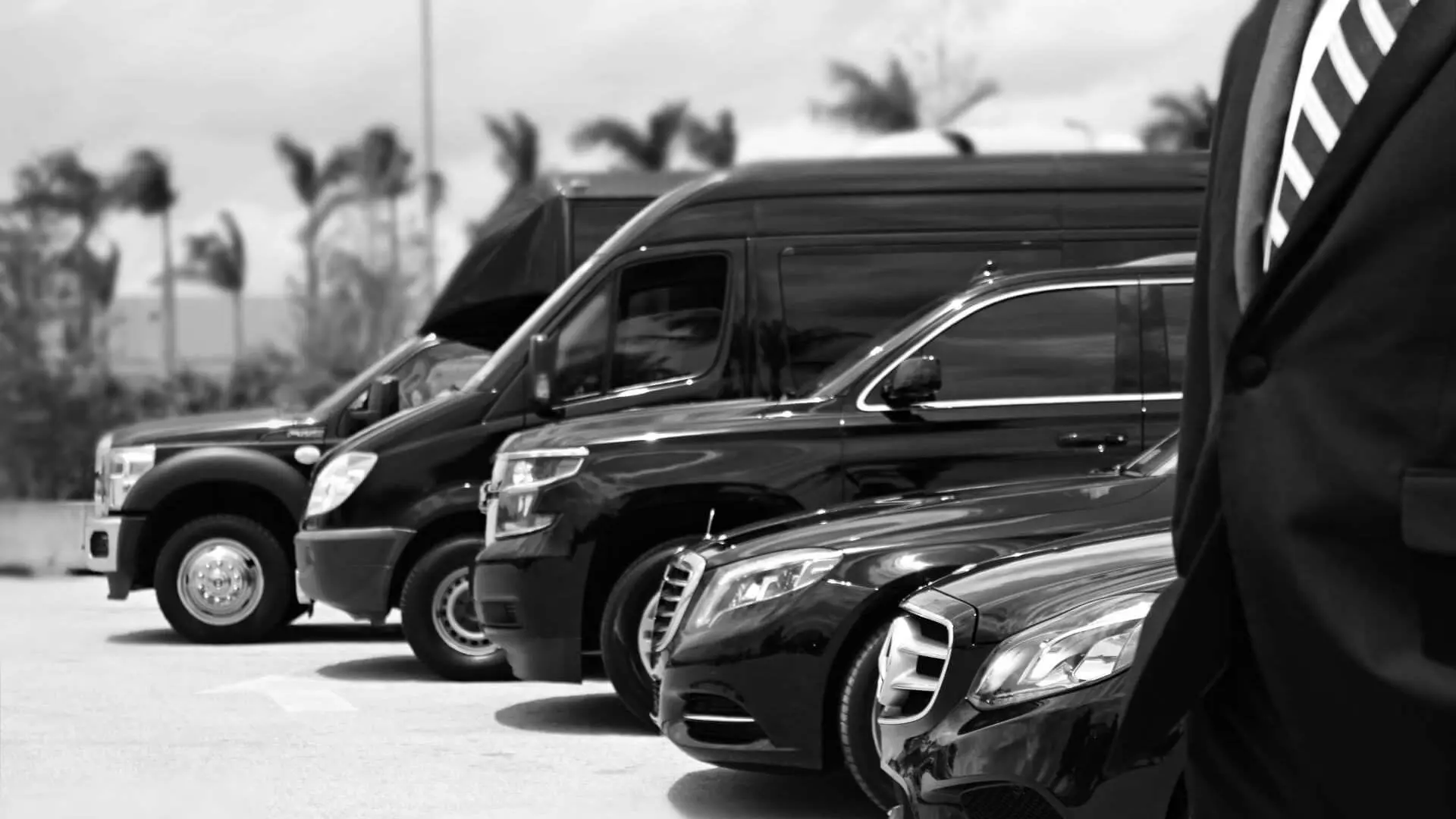 F&S Travel Taxi Service - 8 Seater Taxi Service